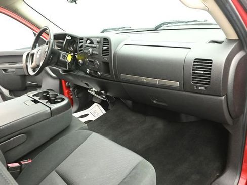 Used 2011 GMC Sierra 1500 SLE w/ Power Tech Package AWD/4WD image 25