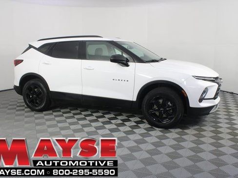 Used 2024 Chevrolet Blazer LT w/ Convenience Package FWD image 1
