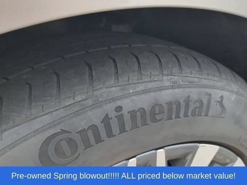 Used 2024 Nissan Altima 2.5 SV FWD image 8