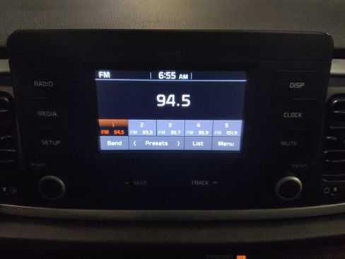 Used 2018 Kia Rio LX image 25