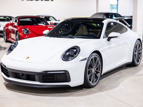 Used 2021 Porsche 911 GT3 RS image 12