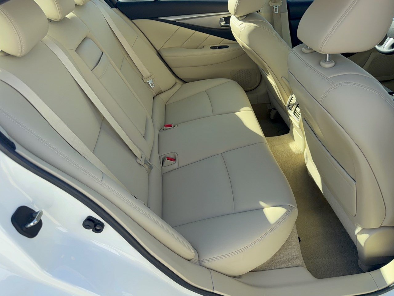 Used 2014 INFINITI Q50 Premium w/ Navigation Package RWD image 29