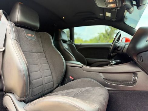 Used 2020 Dodge Challenger R/T Scat Pack RWD image 18