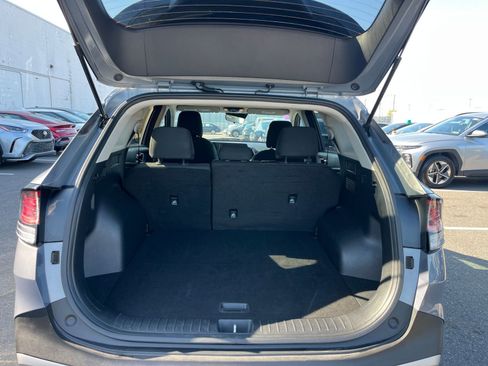 Used 2025 Kia Sportage LX FWD image 30