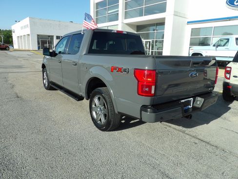 Used 2018 Ford F150 Lariat w/ Equipment Group 502A Luxury AWD/4WD image 9