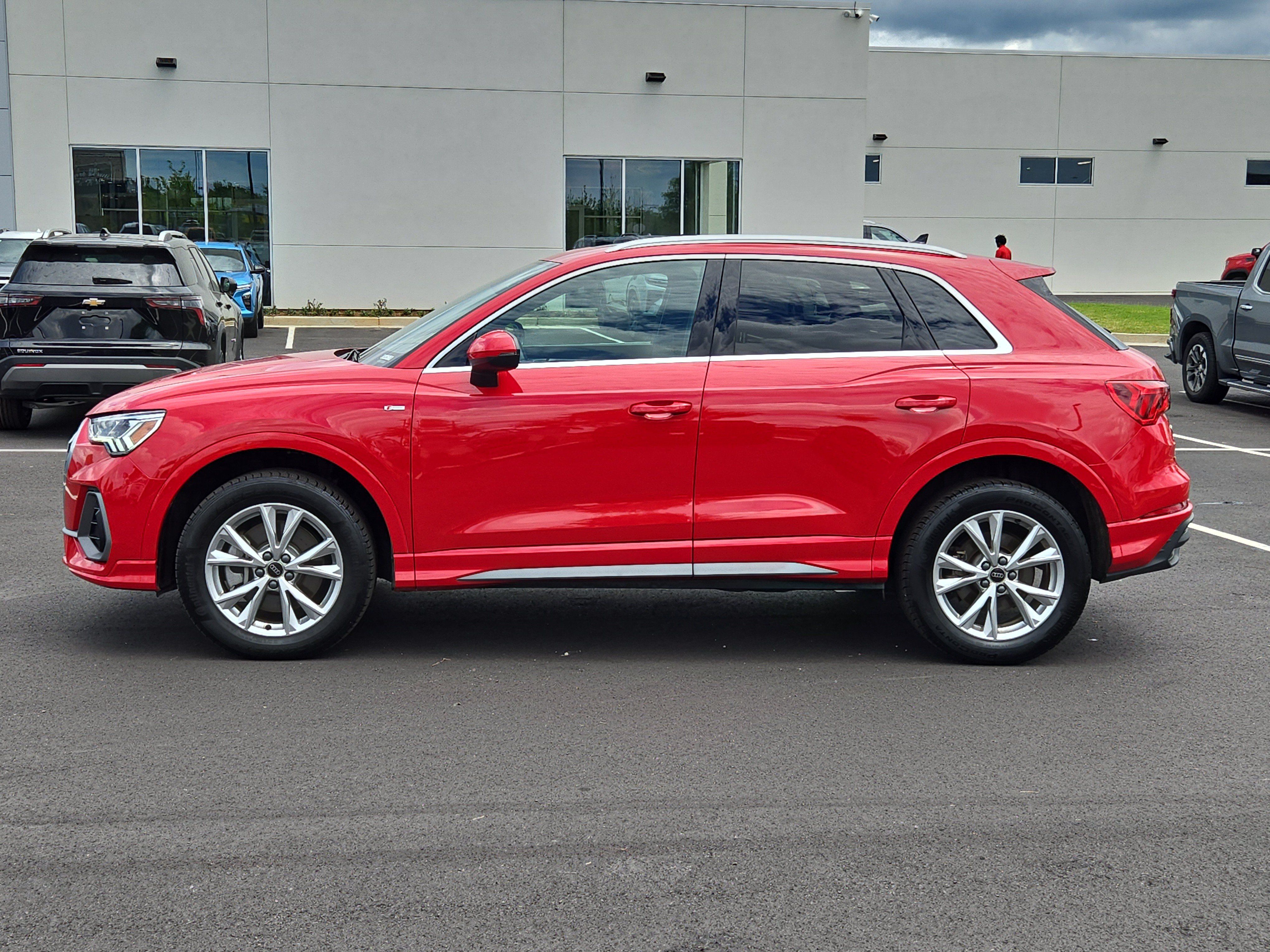 Used 2025 Audi Q3 2.0T Premium AWD/4WD image 14