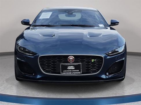 Used 2021 Jaguar F-TYPE R image 3