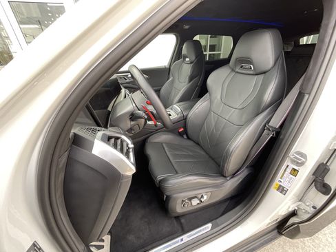 Used 2025 BMW XM image 10