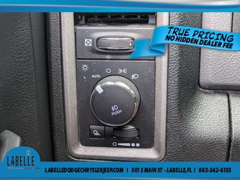 Used 2018 RAM 1500 Express RWD image 19
