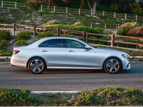 Used 2018 Mercedes-Benz E 300 E 300 w/ Premium 1 Package image 7