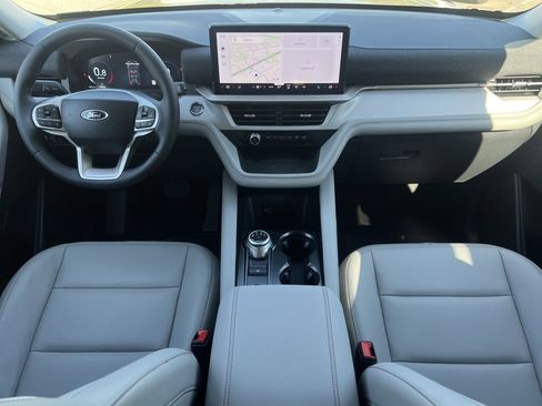 New 2026 Ford Explorer Active w/ Active Comfort Package AWD/4WD image 2