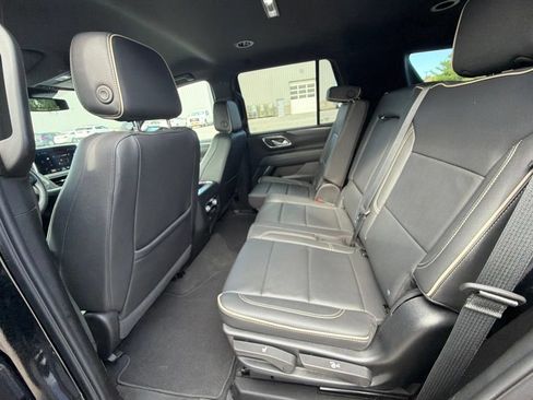 Used 2024 GMC Yukon SLT AWD/4WD image 59