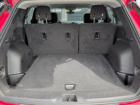 Used 2021 Chevrolet Blazer LT FWD image 27