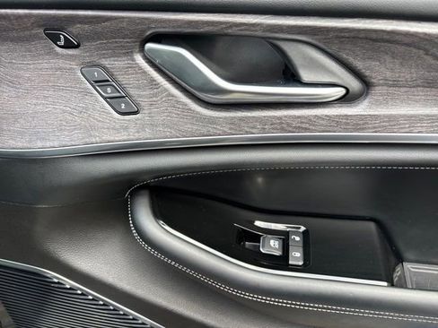 Used 2022 Jeep Grand Cherokee L Overland w/ Luxury Tech Group IV image 74