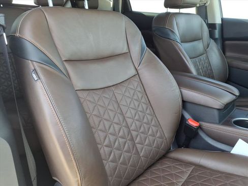 Used 2022 Nissan Murano Platinum w/ Cargo Package image 12