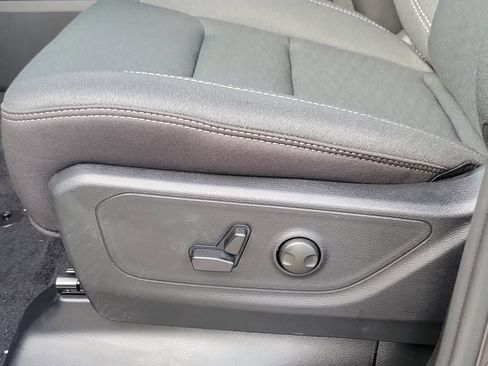 New 2026 RAM 1500 Big Horn AWD/4WD image 13