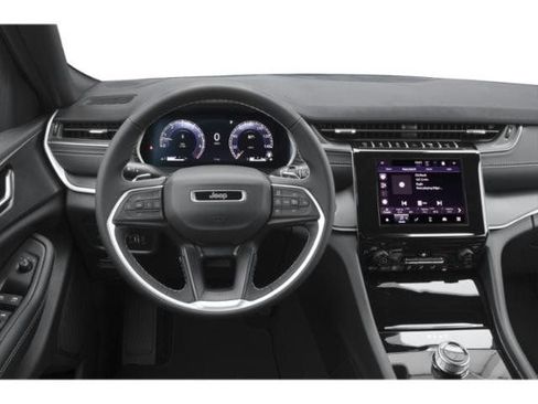 New 2026 Jeep Grand Cherokee L Limited AWD/4WD image 10