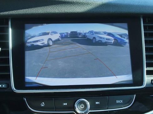 Used 2019 Buick Encore Sport Touring image 20