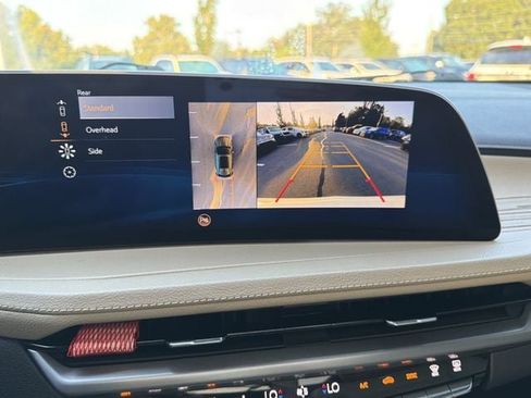 Used 2024 Cadillac XT4 Premium Luxury w/ Active Safety Package AWD/4WD image 28