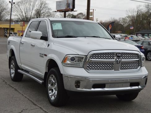 Used 2017 RAM 1500 Laramie w/ Convenience Group image 2