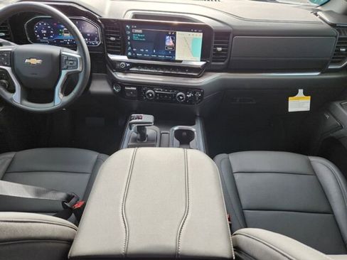 Certified 2024 Chevrolet Silverado 1500 LTZ image 10