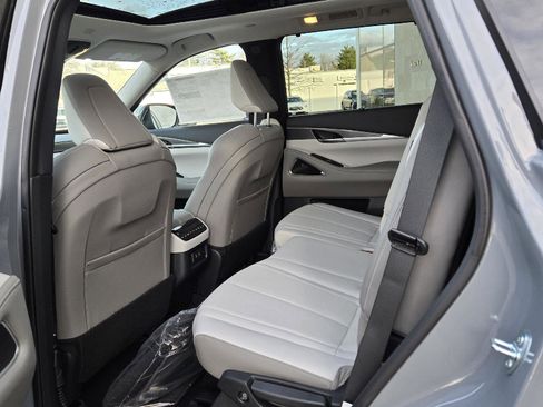 New 2026 INFINITI QX60 Luxe w/ Cargo Package image 21