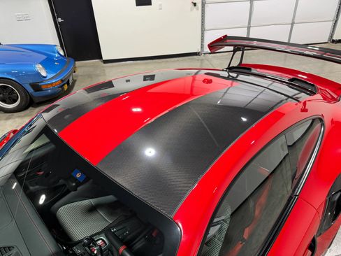 Used 2018 Porsche 911 GT2 RS RWD image 33