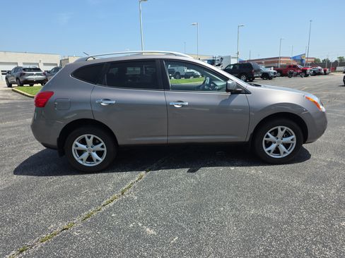 Used 2010 Nissan Rogue SL FWD image 3