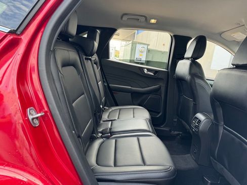 Used 2023 Ford Escape Platinum image 25