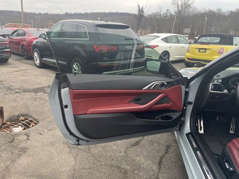 Used 2023 BMW M440i Coupe w/ Premium Package image 13