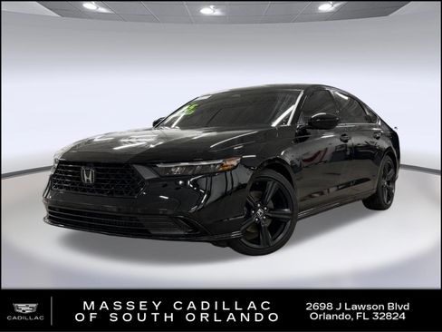 Used 2025 Honda Accord Sport image 1