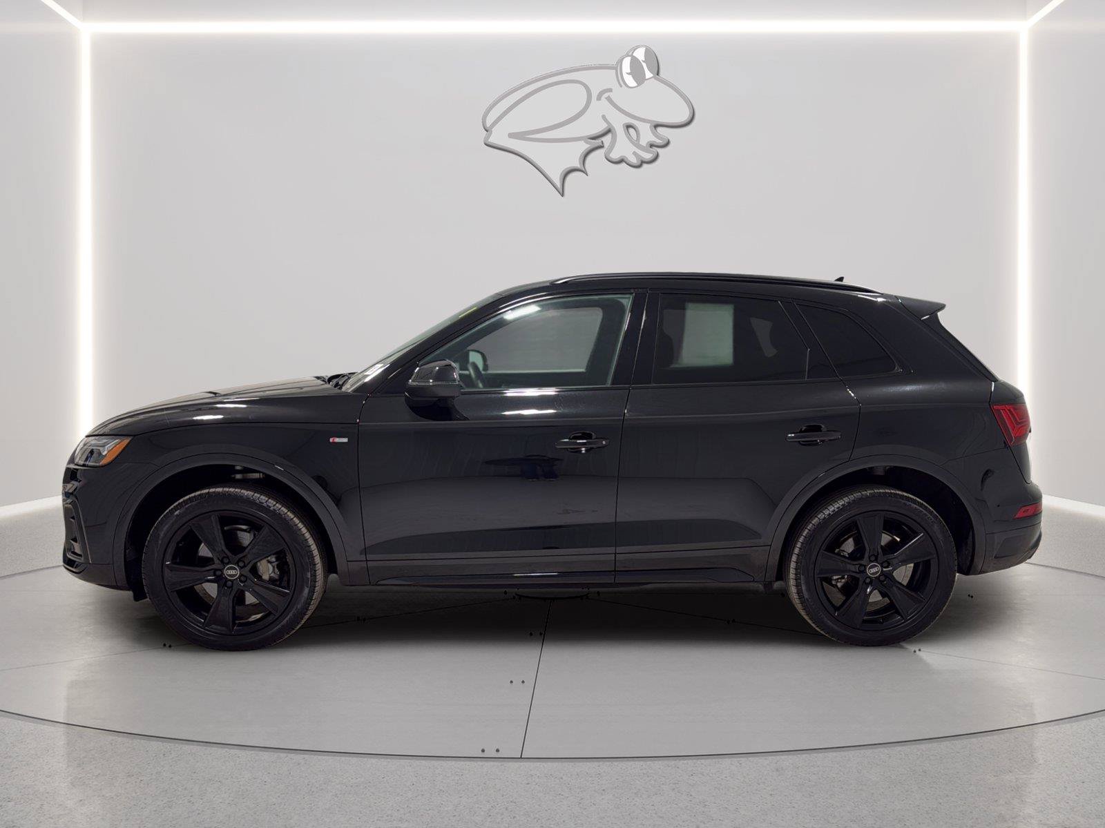 Used 2025 Audi Q5 2.0T Premium AWD/4WD image 2