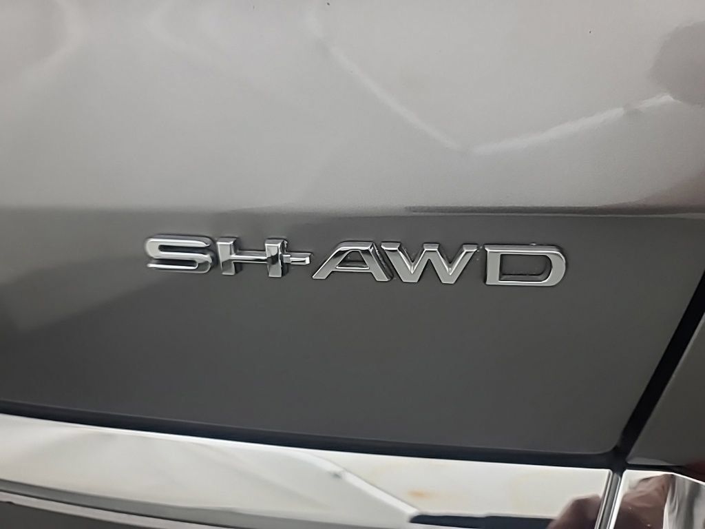 Used 2022 Acura MDX w/ Technology Package AWD/4WD image 10