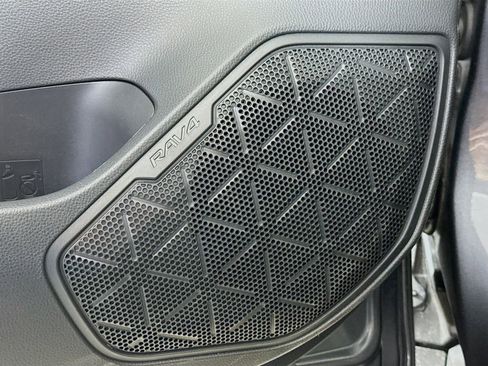 Used 2024 Toyota RAV4 Limited image 19