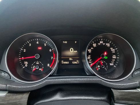 Used 2017 Volkswagen Passat 1.8T SE image 15