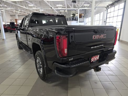 Used 2023 GMC Sierra 3500 AT4 w/ AT4 Preferred Package image 3