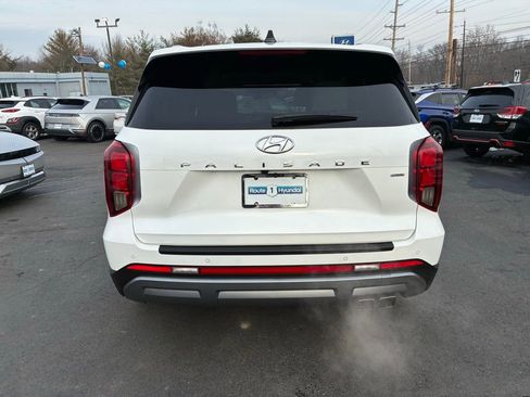 Used 2024 Hyundai Palisade Limited image 6