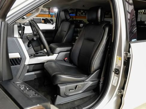 Used 2017 Ford F250 Lariat w/ Lariat Value Package AWD/4WD image 36