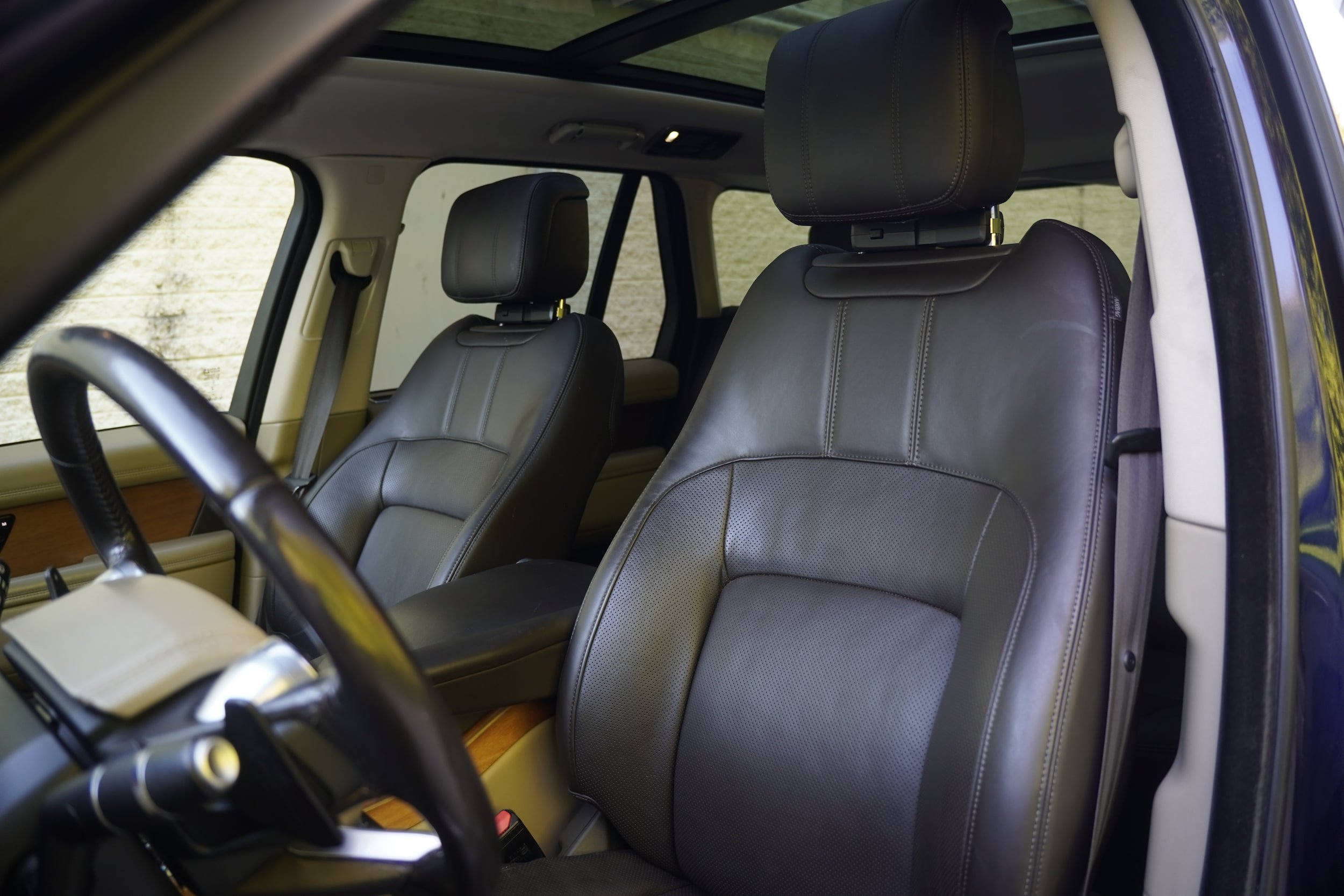 Used 2021 Land Rover Range Rover Westminster Edition AWD/4WD image 16