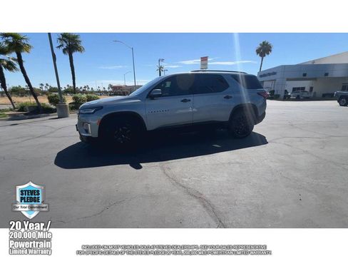 Certified 2023 Chevrolet Traverse RS w/ LPO, Cargo Package AWD/4WD image 8