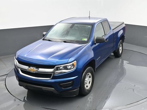 Used 2019 Chevrolet Colorado W/T w/ WT Convenience Package AWD/4WD image 18