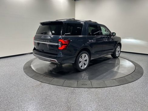 Used 2023 Ford Expedition Platinum image 6