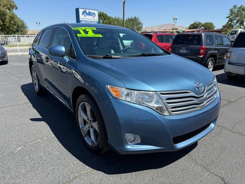 Used 2012 Toyota Venza LE FWD image 1