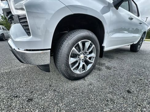 New 2025 Chevrolet Silverado 1500 LT image 32