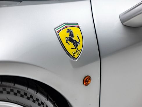 Used 2010 Ferrari 458 Italia Coupe image 11