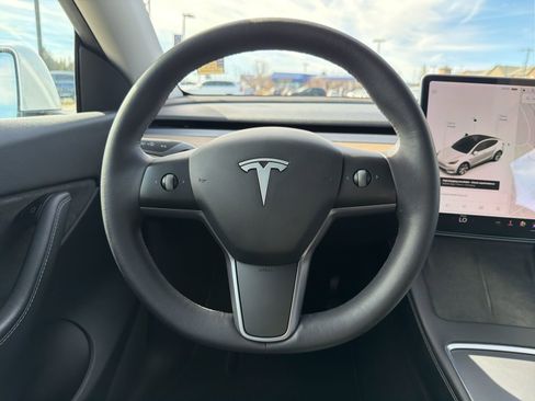 Used 2021 Tesla Model Y 2WD image 12