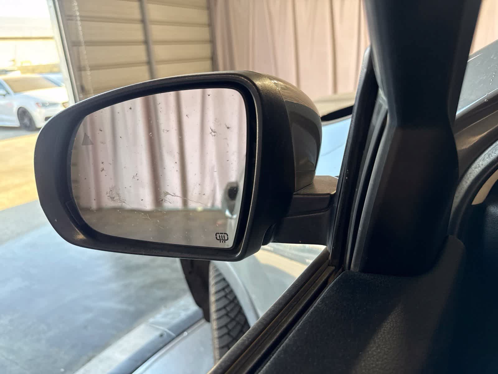 Used 2019 Jeep Cherokee Limited AWD/4WD image 19