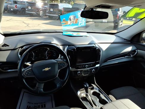 Used 2019 Chevrolet Traverse LT w/ LPO, Floor Liner Package image 9