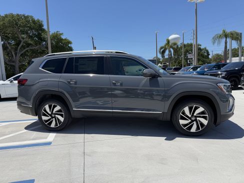 New 2026 Volkswagen Atlas SEL AWD/4WD image 2