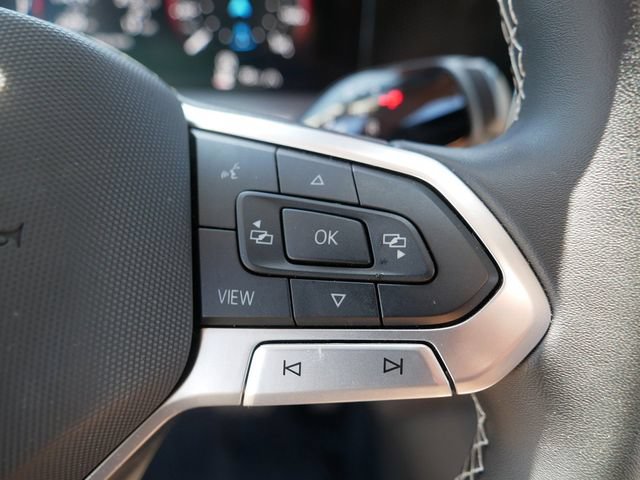 Certified 2025 Volkswagen Tiguan SE AWD/4WD image 27